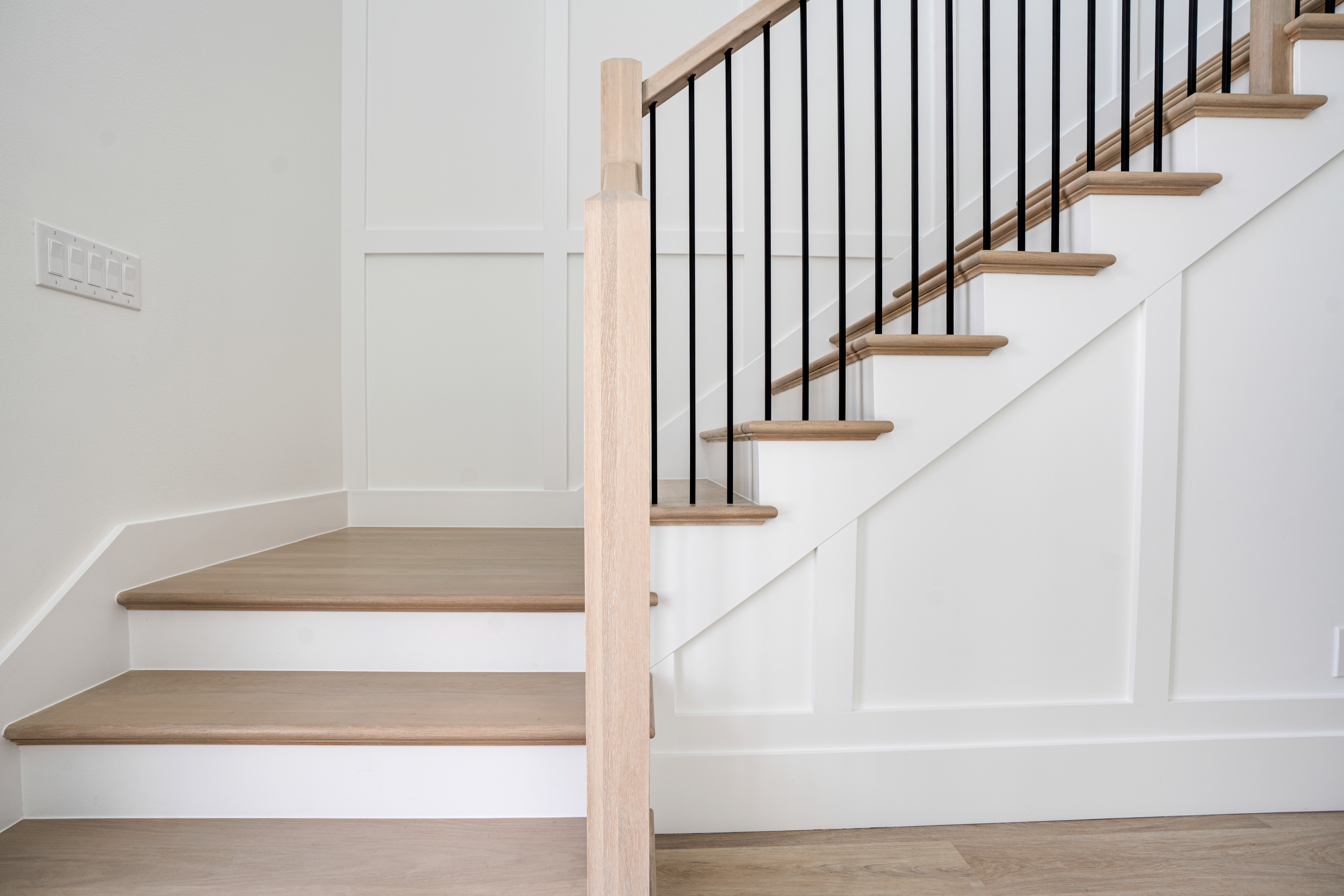 2242 Temple Street interior
